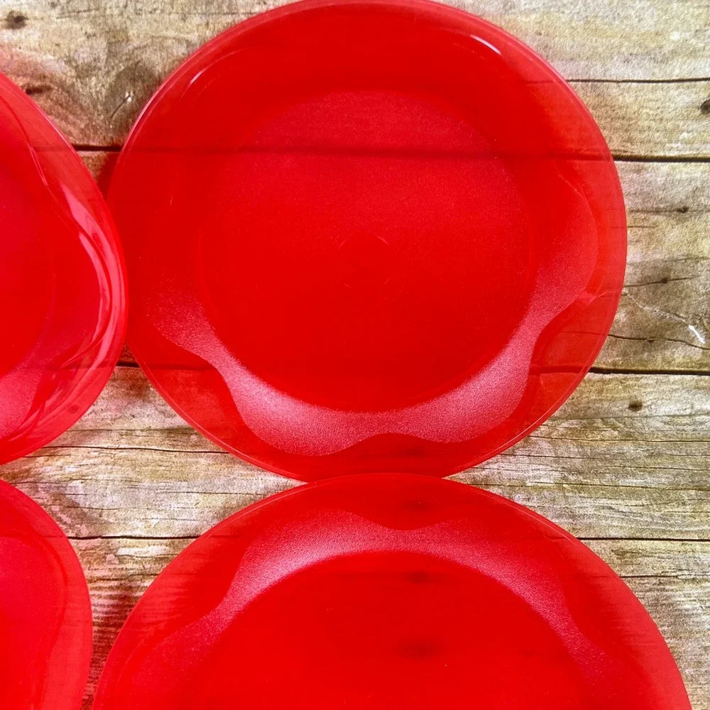 Tupperware  Luncheon Dessert  Plates Open House RED  8 in Set of 6